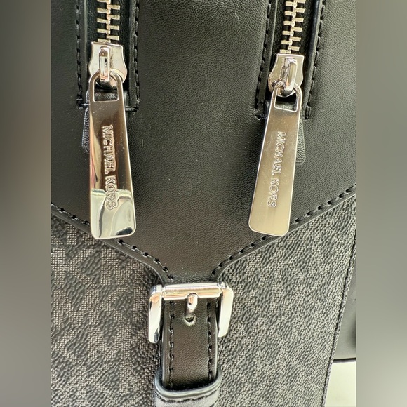 Michael Kors Cooper Logo Backpack Black MK Signature‎ - Picture 8 of 12